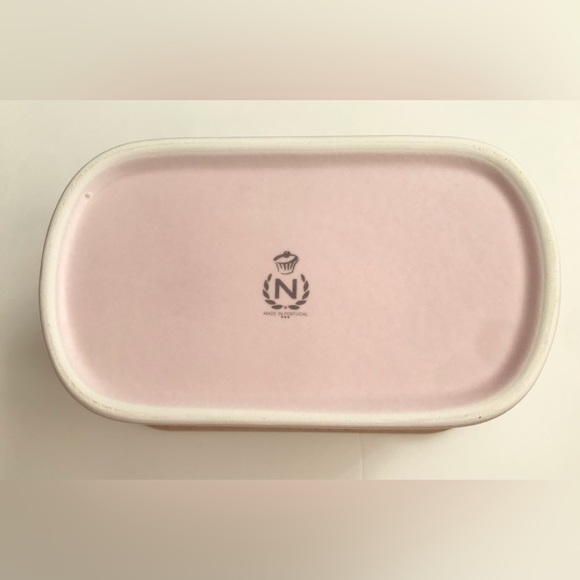 NWB Nigella Lawson Living Kitchen Butter Dish in Rosebud Pink - Picture 8 of 16